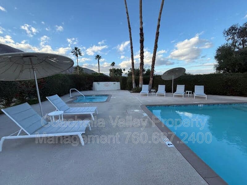 Palm Desert Condo: 72730 Mesquite Ct