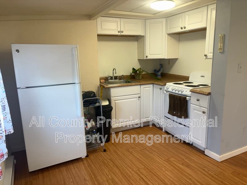 Phillipsburg Condo: 4 Henshaw Court