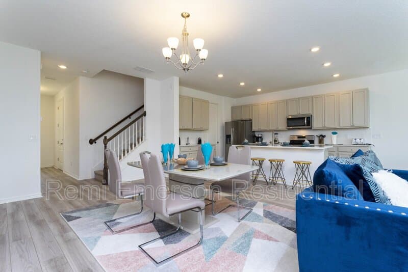 Davenport Townhome: 624 Benoi Drive