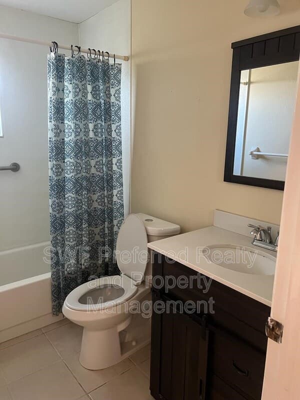 Cape Coral Condo: 4341 Country Club Boulevard