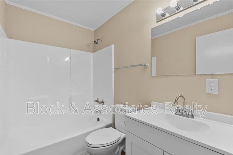 Greensboro Condo: 1628 Spring Garden