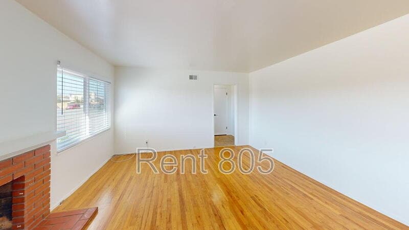 Oxnard House: 1904 South C Street