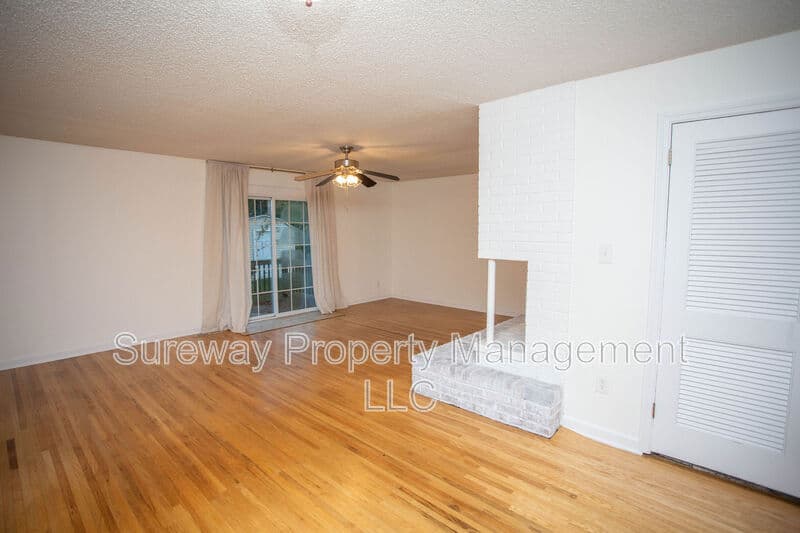 Cherry Hill House: 126 Sharrowvale Rd