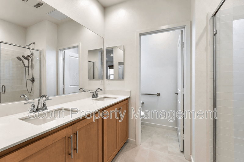 Temecula House: 32519 Brunello Way