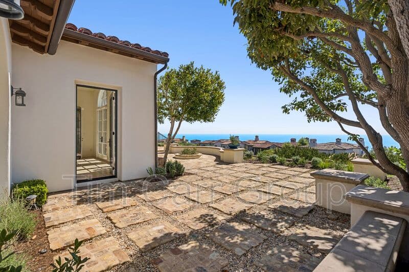 Newport Coast House: 28 Cliffhouse Bluff