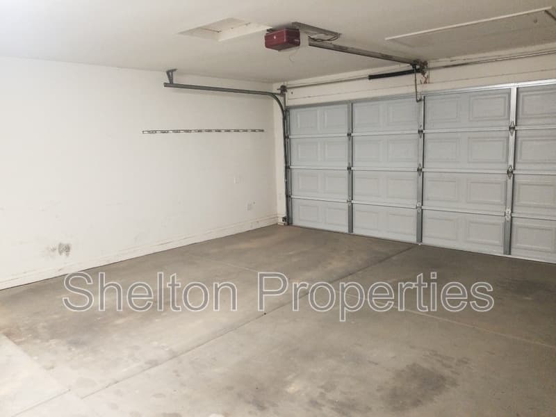 Goodyear House: 16105 W Hadley St