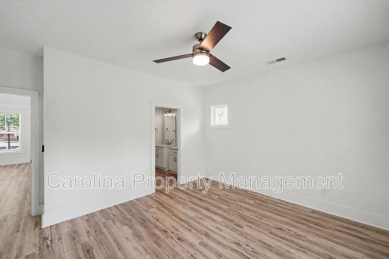 Charlotte House: 1521 Walton Rd