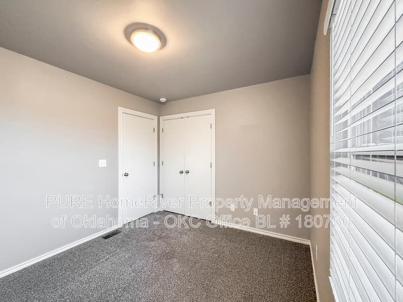 Edmond House: 428 Belmont Cir