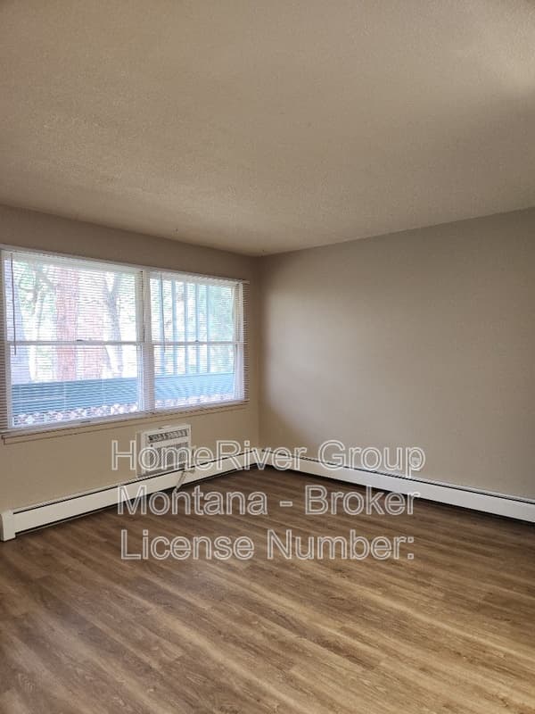 Missoula House: 707 SW Higgins Avenue