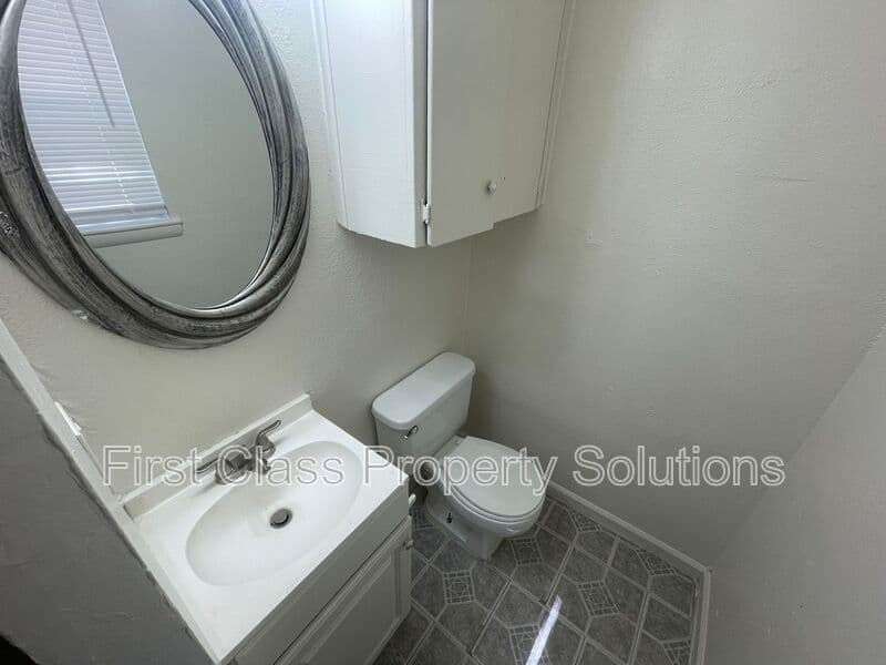 Oklahoma City House: 1731 NW 32nd St