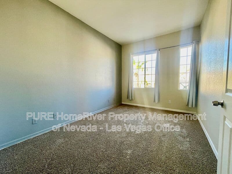 Las Vegas House: 4748 Hamburg St.