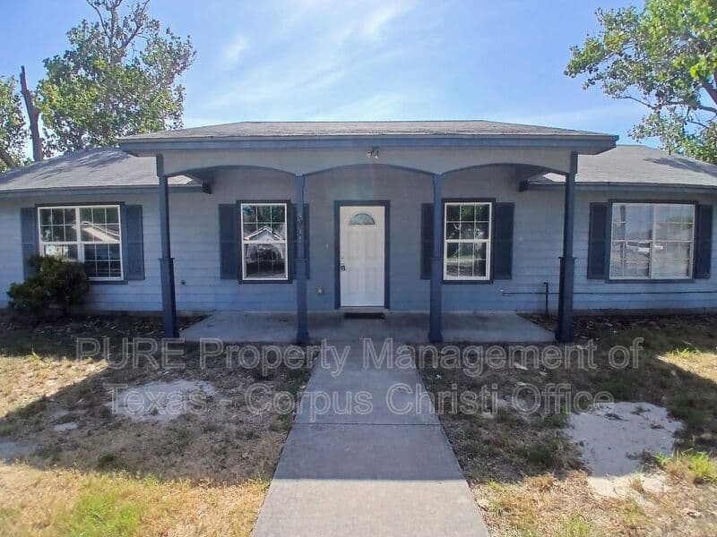 Corpus Christi House: 1941 Sunnycrest St