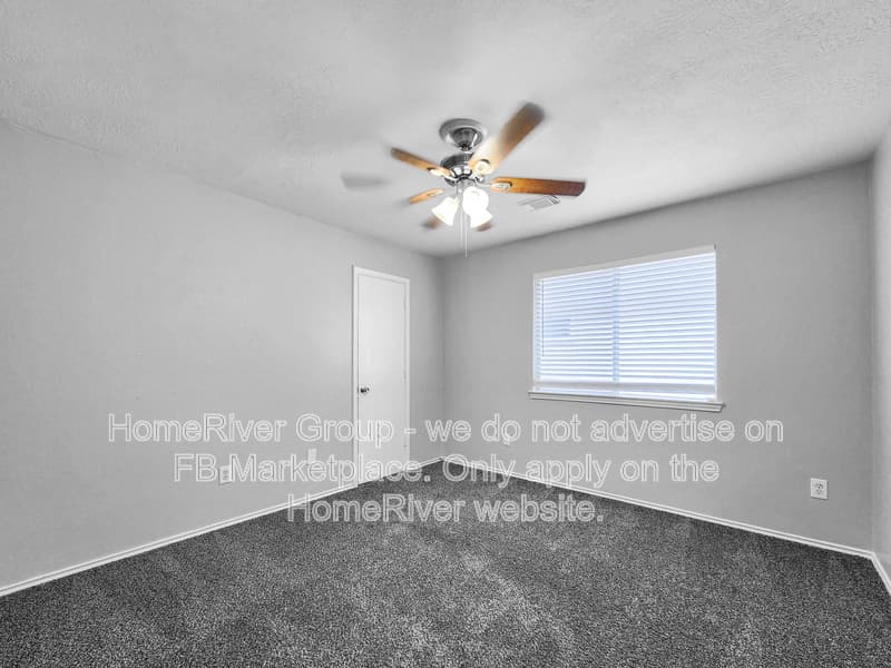 Houston House: 14218 Brunswick Point Ln