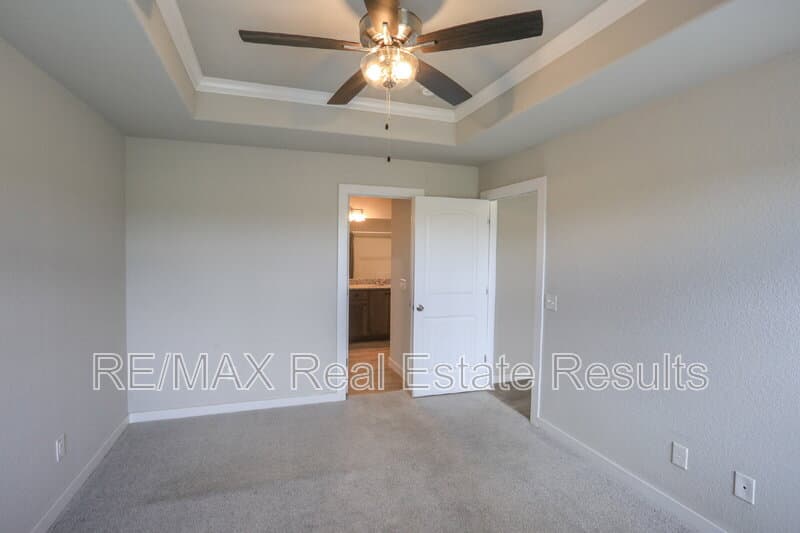 Centerton Condo: 480 Rama St