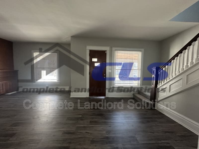 Terre Haute House: 2206 N 11th