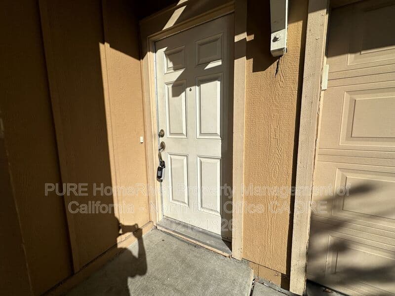 Santa Rosa Condo: 2218 Versailles Street
