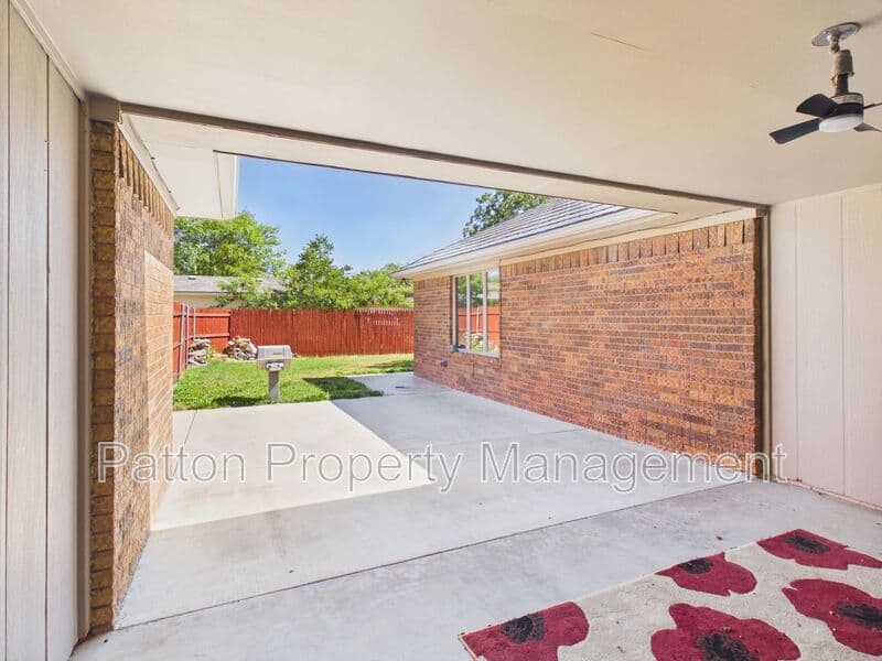Amarillo House: 6810 Montague