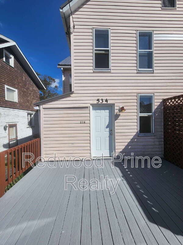 Johnstown House: 534 Russell Avenue