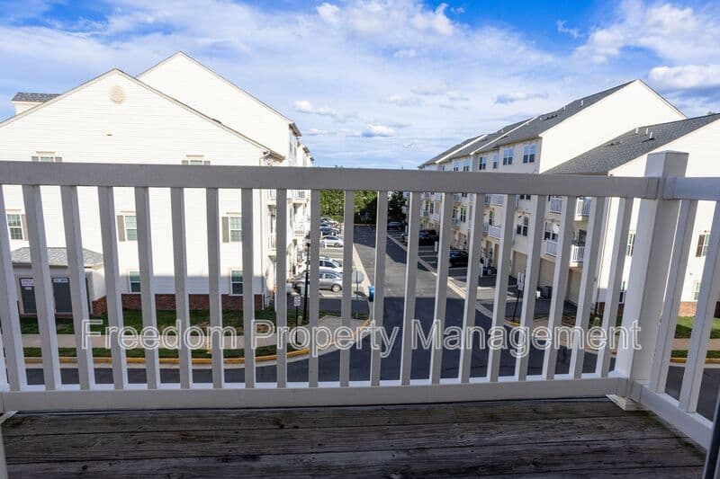Gainesville Townhome: 7408 Brunson Cir