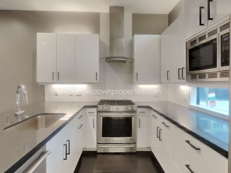 Dallas Townhome: 1625 Hickory Street