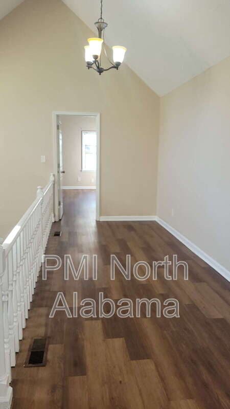 Huntsville House: 1021 Sandy Springs Rd NW