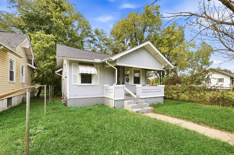 Dayton House: 941 Westwood Ave.