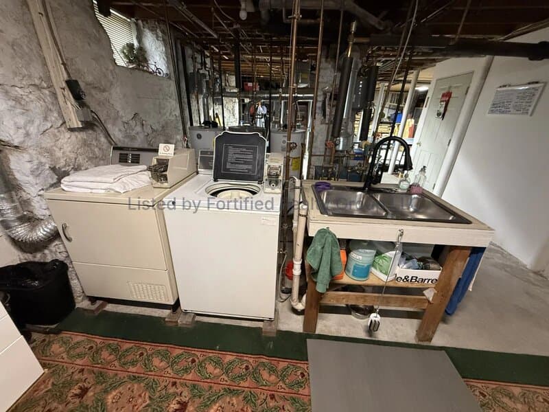 Fall River Condo: 575 Mount Hope Ave