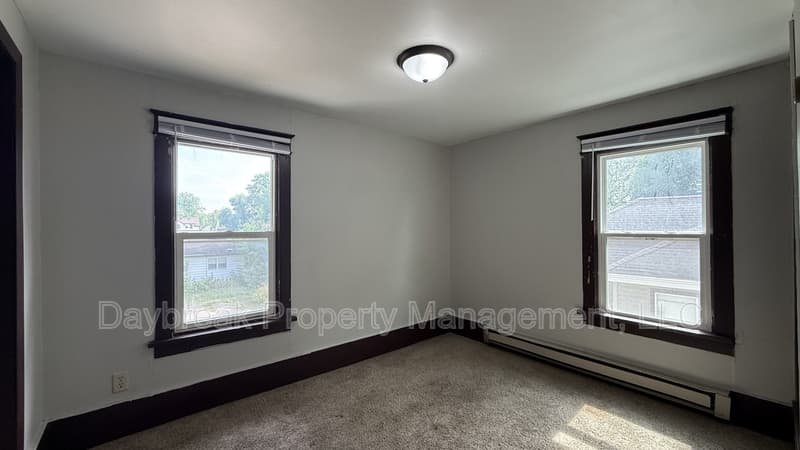 Fargo Condo: 1235 11 1/2 Street North - 3
