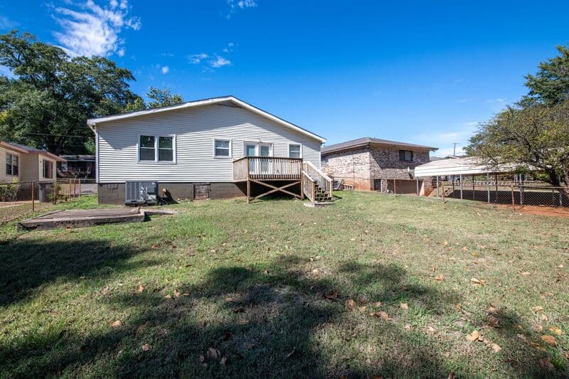 Birmingham House: 629 McCary SW