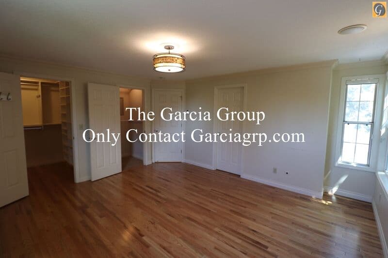 Lake Oswego House: 4113 Wolf Berry Ct