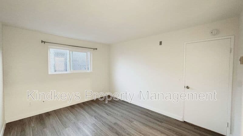 San Diego Condo: 7791 Linda Vista