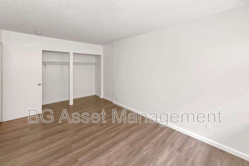 Vallejo Condo: 212 Westwood Street