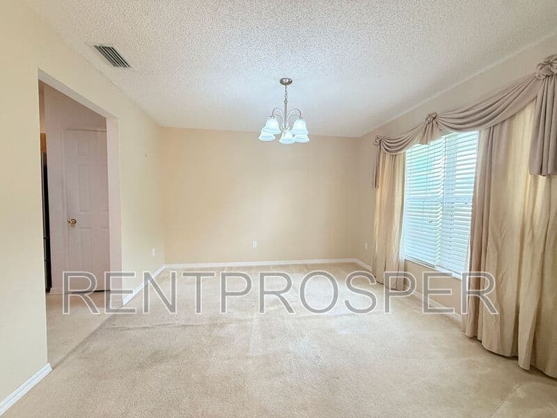 Palm Bay House: 778 Hamm St NW