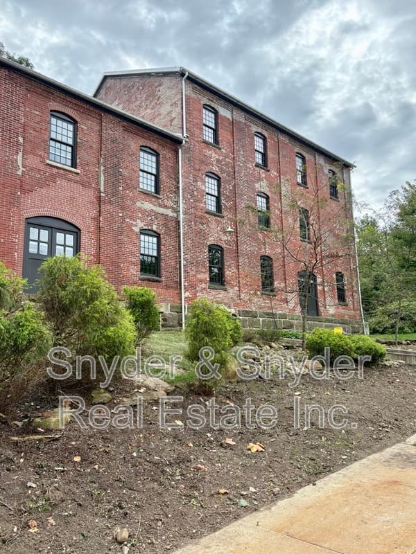Akron House: 243 Furnace Street