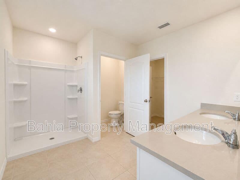 Haines City House: 869 Ambleside Dr