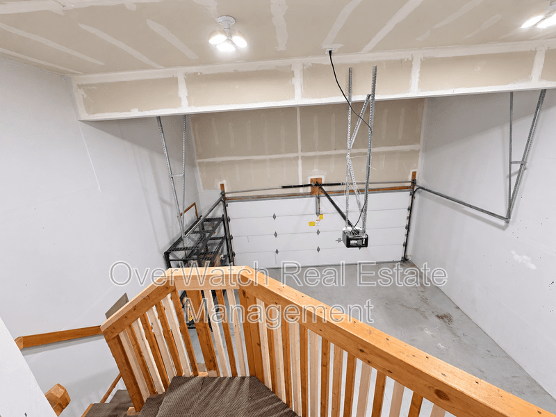 Anchorage Townhome: 4031 Lunar Dr