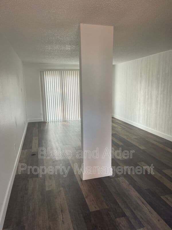 Portland House: 3815 NE 152nd Ave
