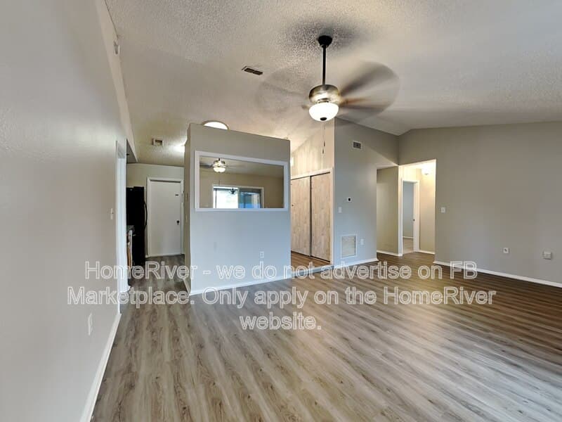 Deltona House: 3484 Commerce Ave