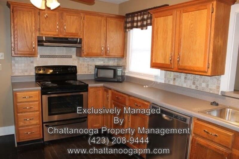 Chattanooga House: 3618 Anderson Ave
