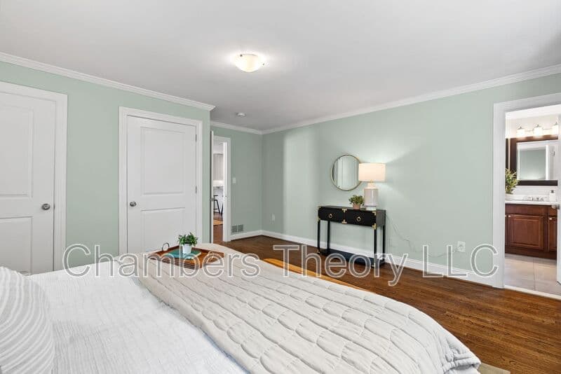 Falls Church House: 3318 Holloman Rd.