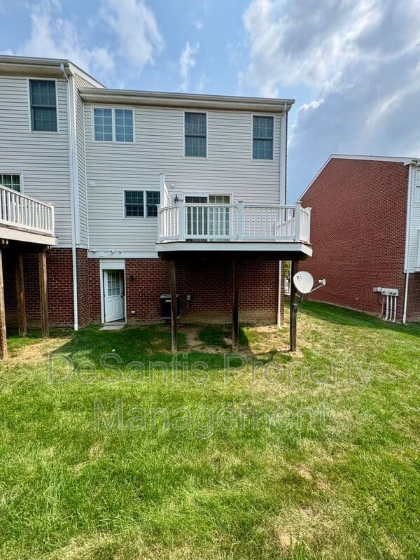 Wexford Townhome: 307 Marshall Heights Drive
