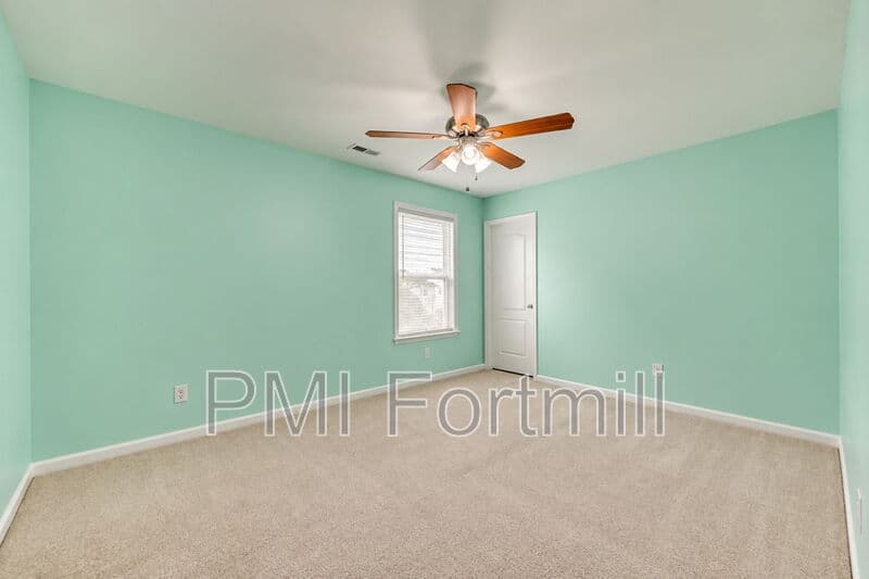 Fort Mill House: 1080 Crescent Moon Dr