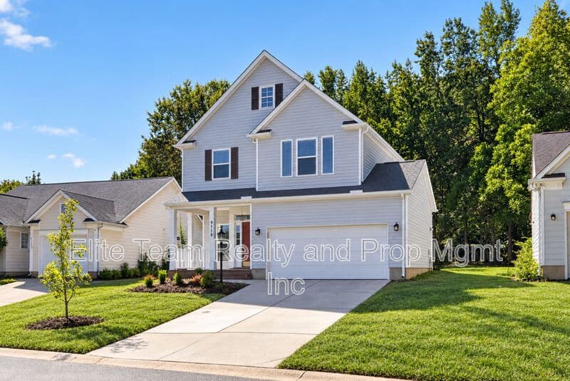 Charlotte House: 9119 Stone Abbey Place