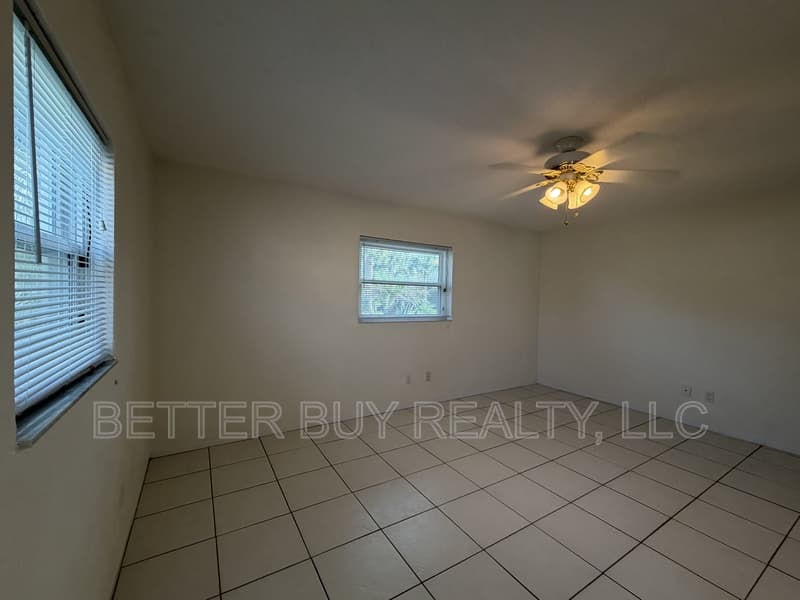 Flagler Beach House: 337 North 10th Street