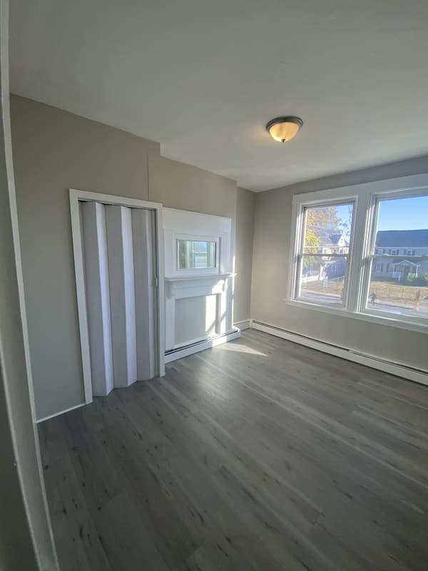 Hartford Condo: 441 Wethersfield Avenue - 2N