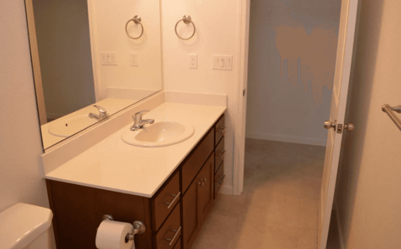 Merced House: 4467 Jennifer Way