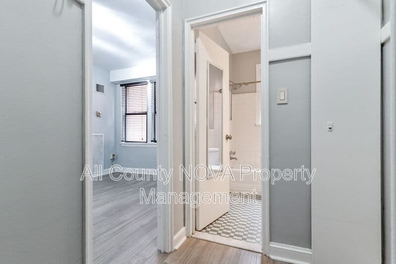 Washington Condo: 2515 K ST NW