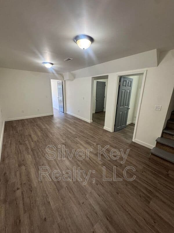 Athens House: 1603 Hutsell Drive