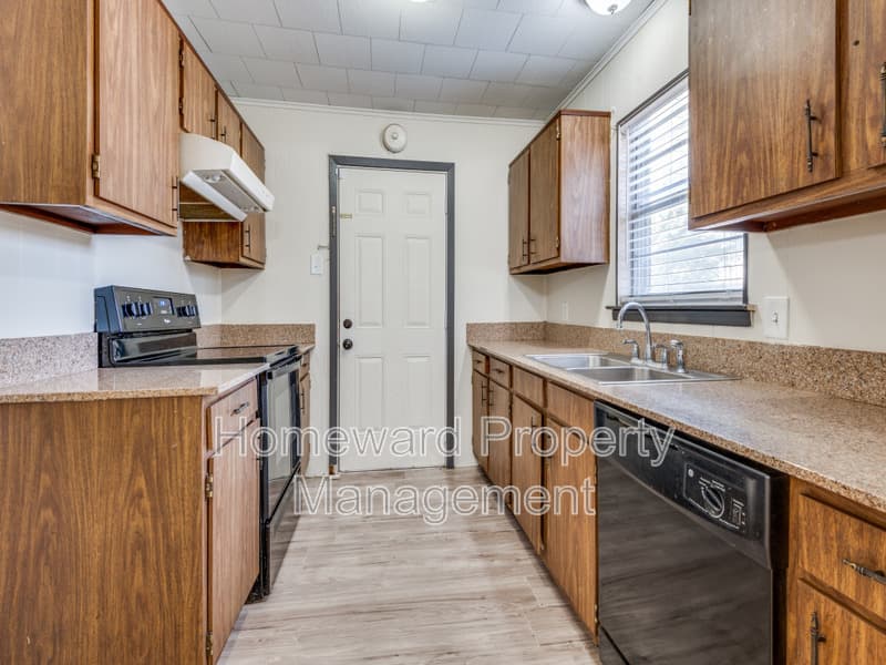 Frisco House: 9311 Oakland Drive