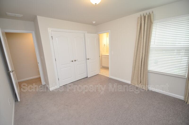 Apex Townhome: 1107 Doe Blossom Ln